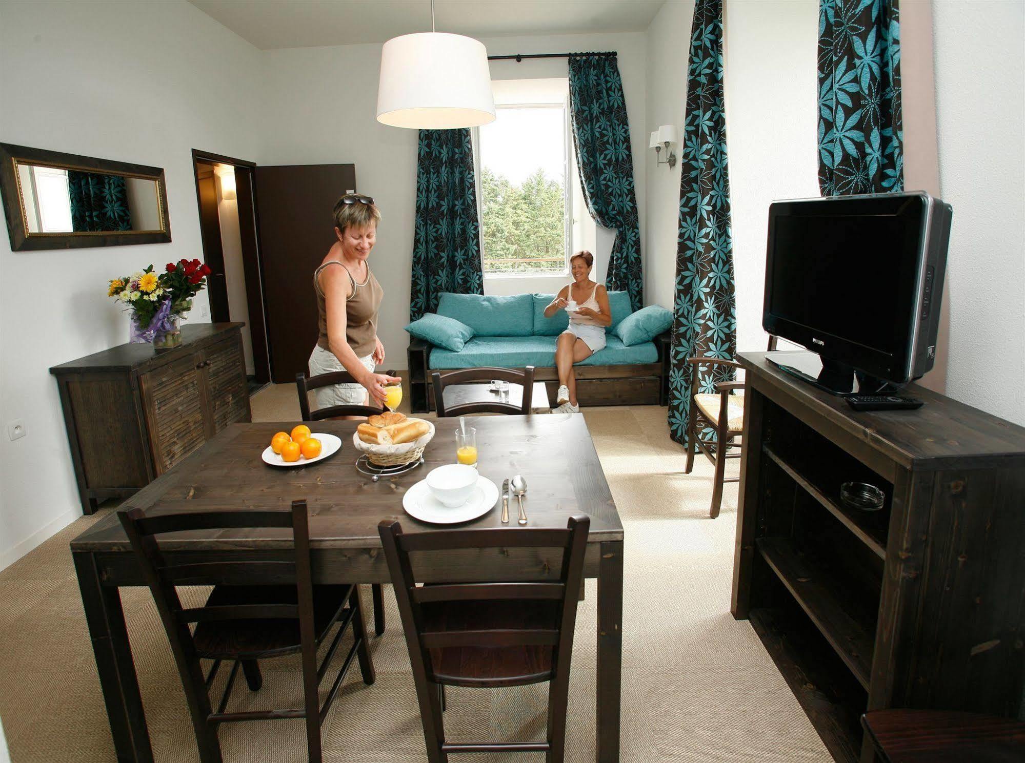 ארדבן Residence Prestige Odalys Le Chateau De Keraveon מראה חיצוני תמונה
