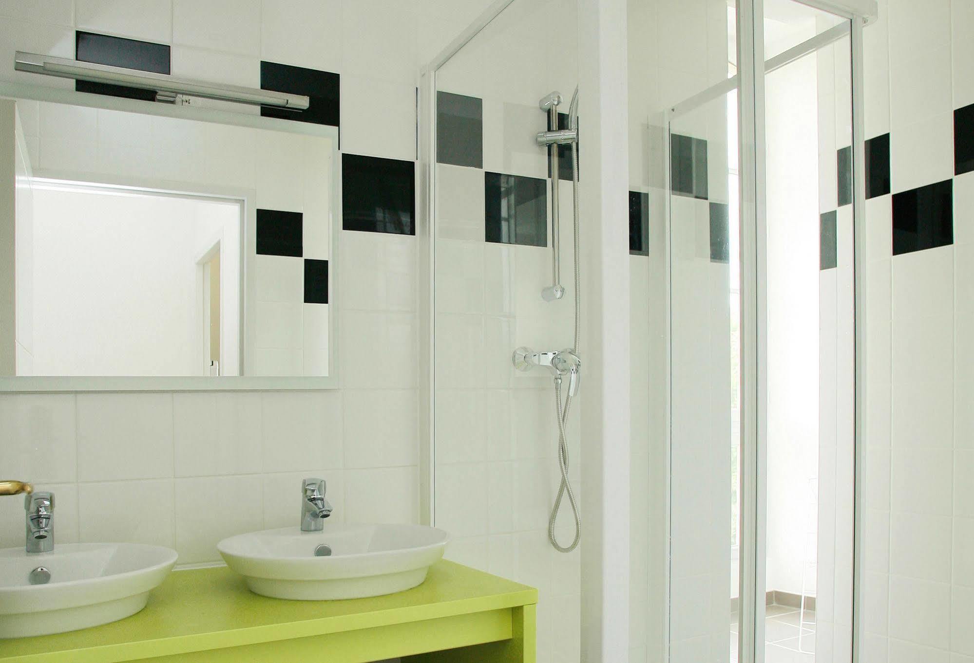 ארדבן Residence Prestige Odalys Le Chateau De Keraveon מראה חיצוני תמונה